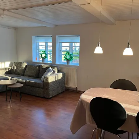 Dejligt Landhus Med 2 Vaerelser 컨트리하우스 *